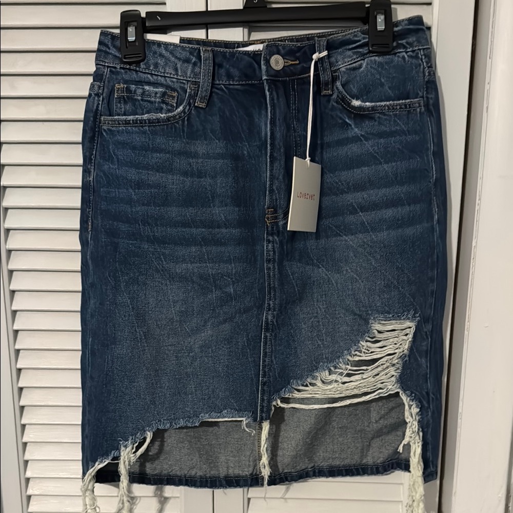 Destructed denim skirt